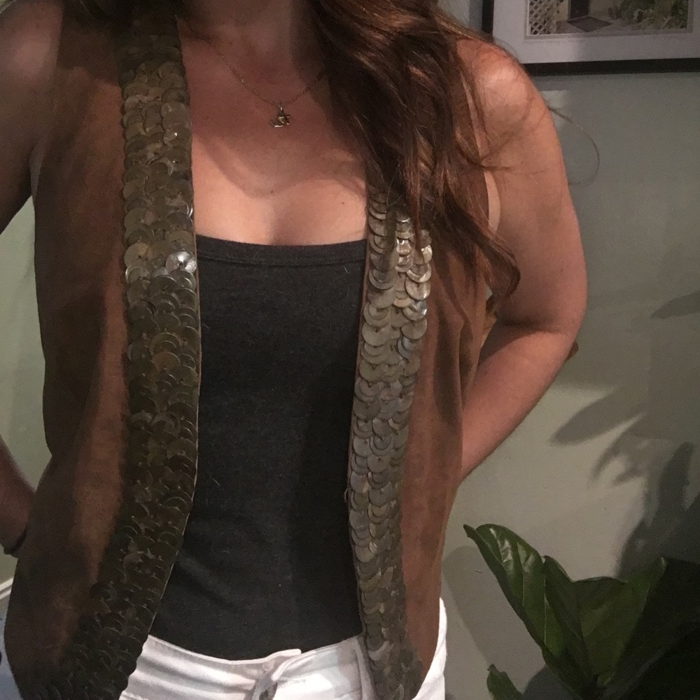 (Sfera) vest